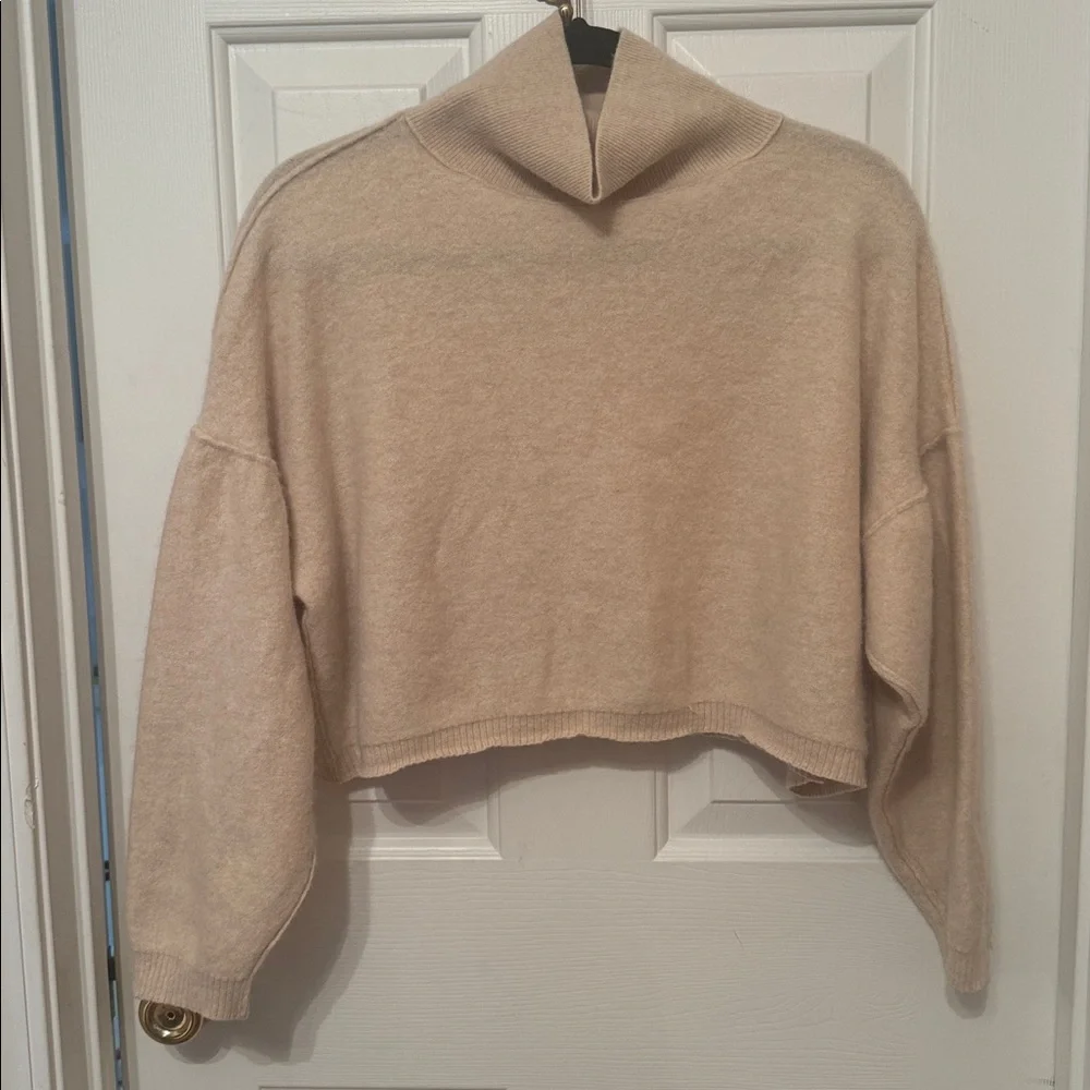 Free People So Low So High Oversized Cropped Cashmere Turtleneck Sweater Size S